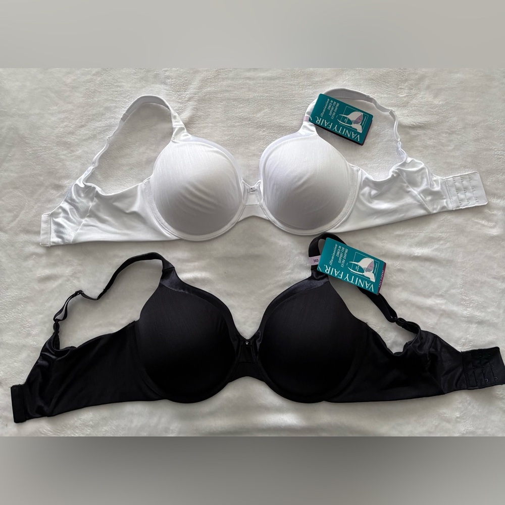 🍁 NWT Vanity Fair Bras